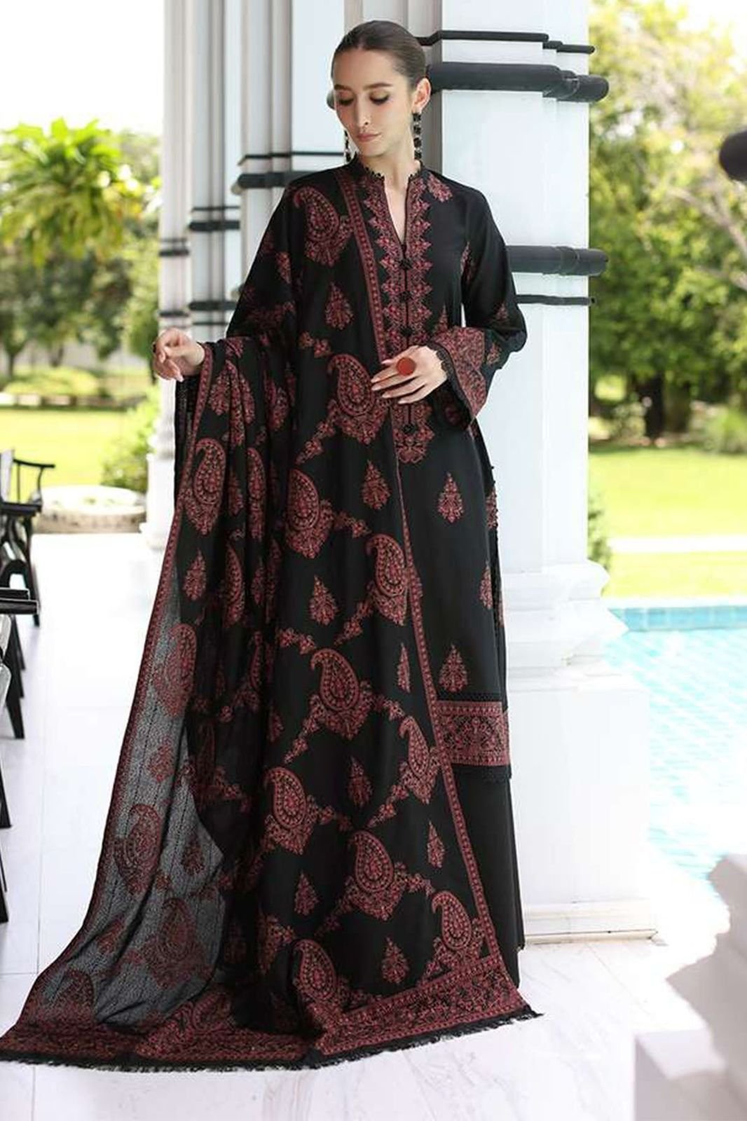 IMG-20260228-WA0188 BRAND:*BAREEZE* lawn embroiderd luxury unstitced 3pc✓ - Image 1